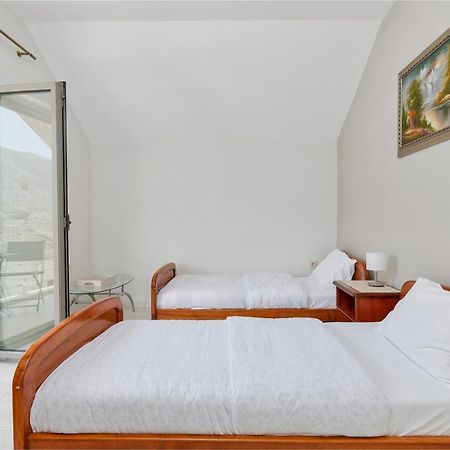 Apartment Mrsulja Kotor Ngoại thất bức ảnh