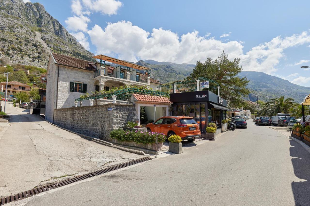 Apartment Mrsulja Kotor Ngoại thất bức ảnh